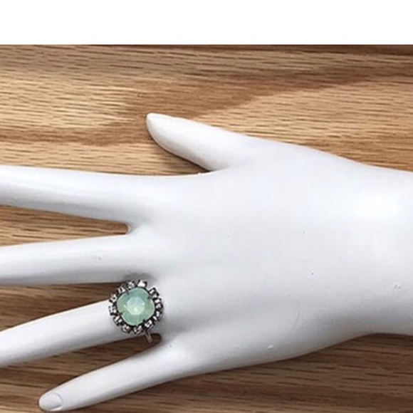 Liz Palacios Minty Swarovski Crystal Ring-sz 6, 7 or 8-Boutique - Picture 5 of 6
